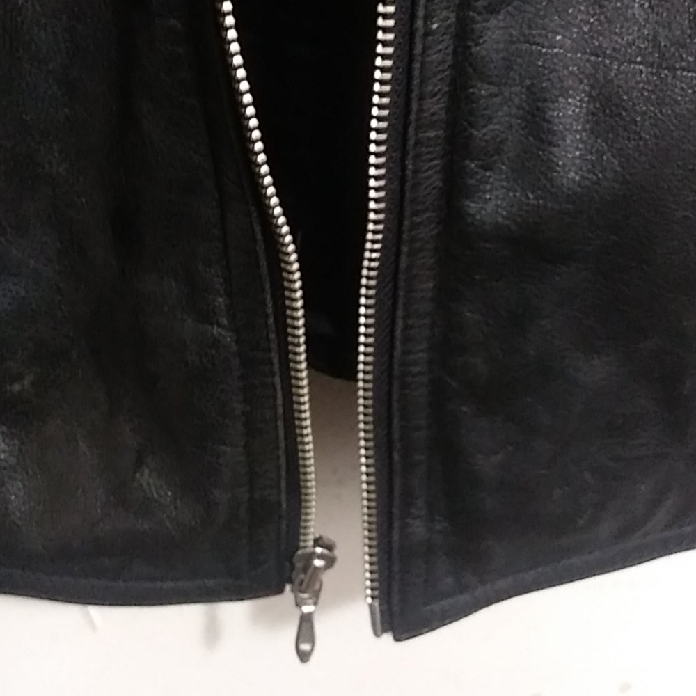 Leather jacket - Picture 4 of 4